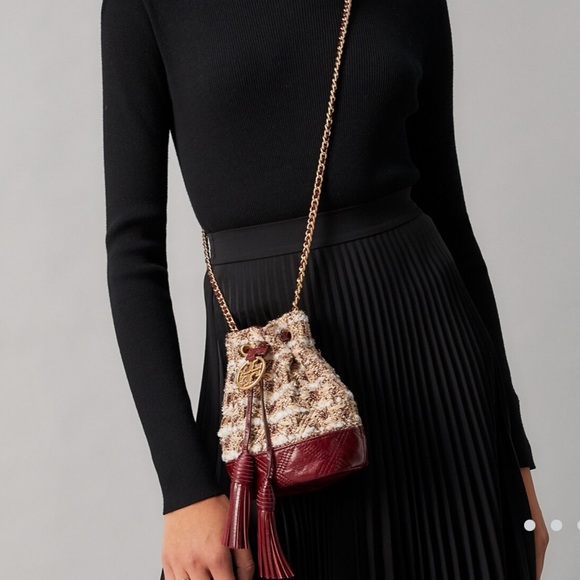 💢NWOT💢 Tory Burch Burgundy and Cream Bucket Bag 🛍️ - Picture 11 of 11